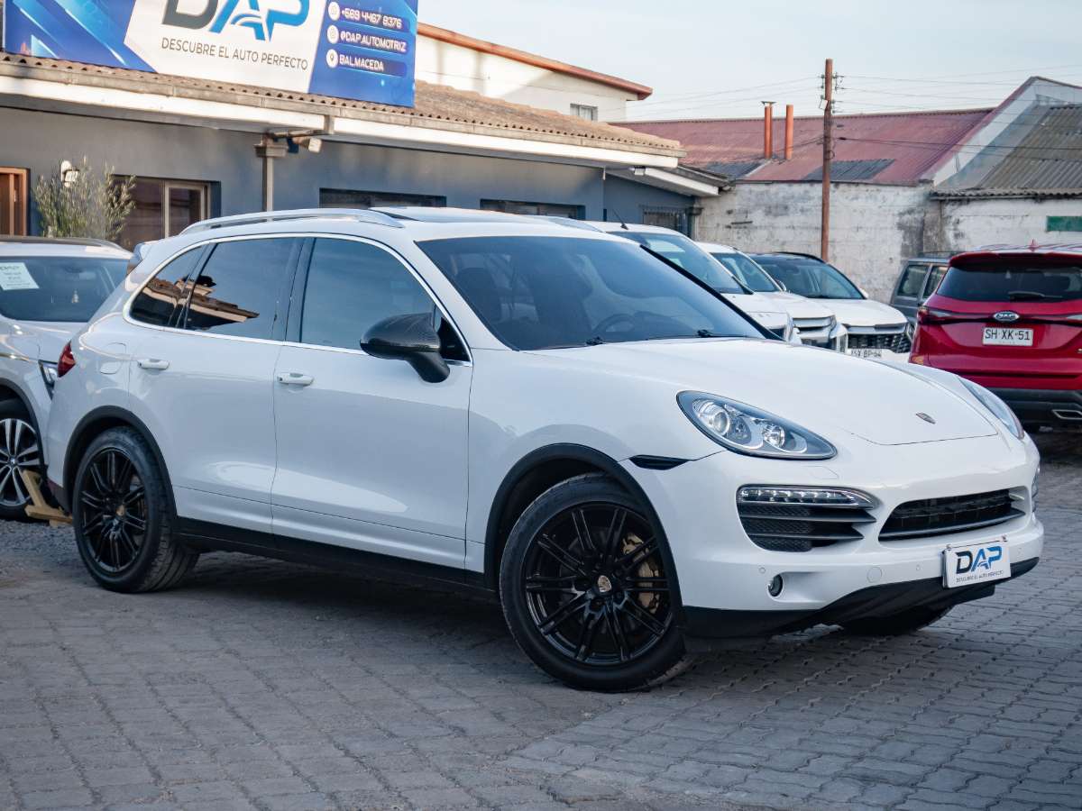 Porsche CAYENNE S 4.8L V8 🇩🇪 2014 (1/16)