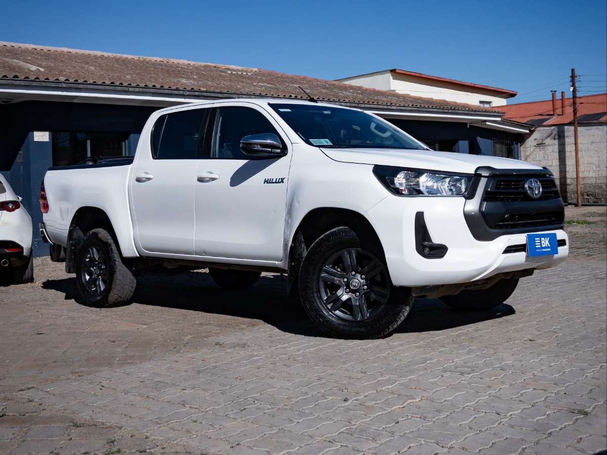 Toyota NEW HILUX 2022 (1/13)