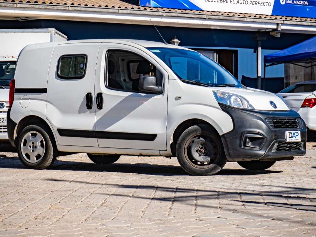 RAM VAN 700 CITY 2022 (1/12)