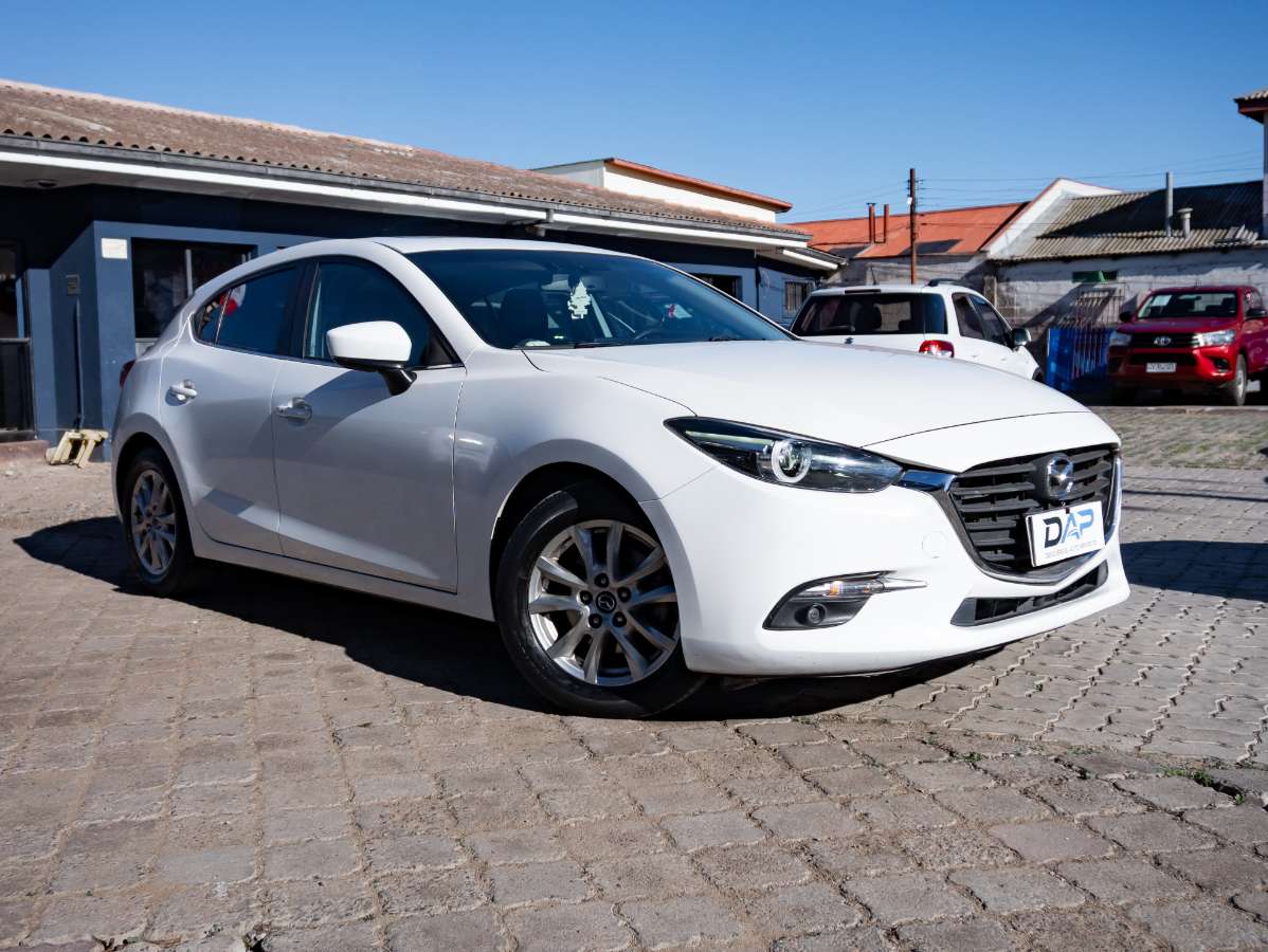 Mazda 3 2019 (1/15)