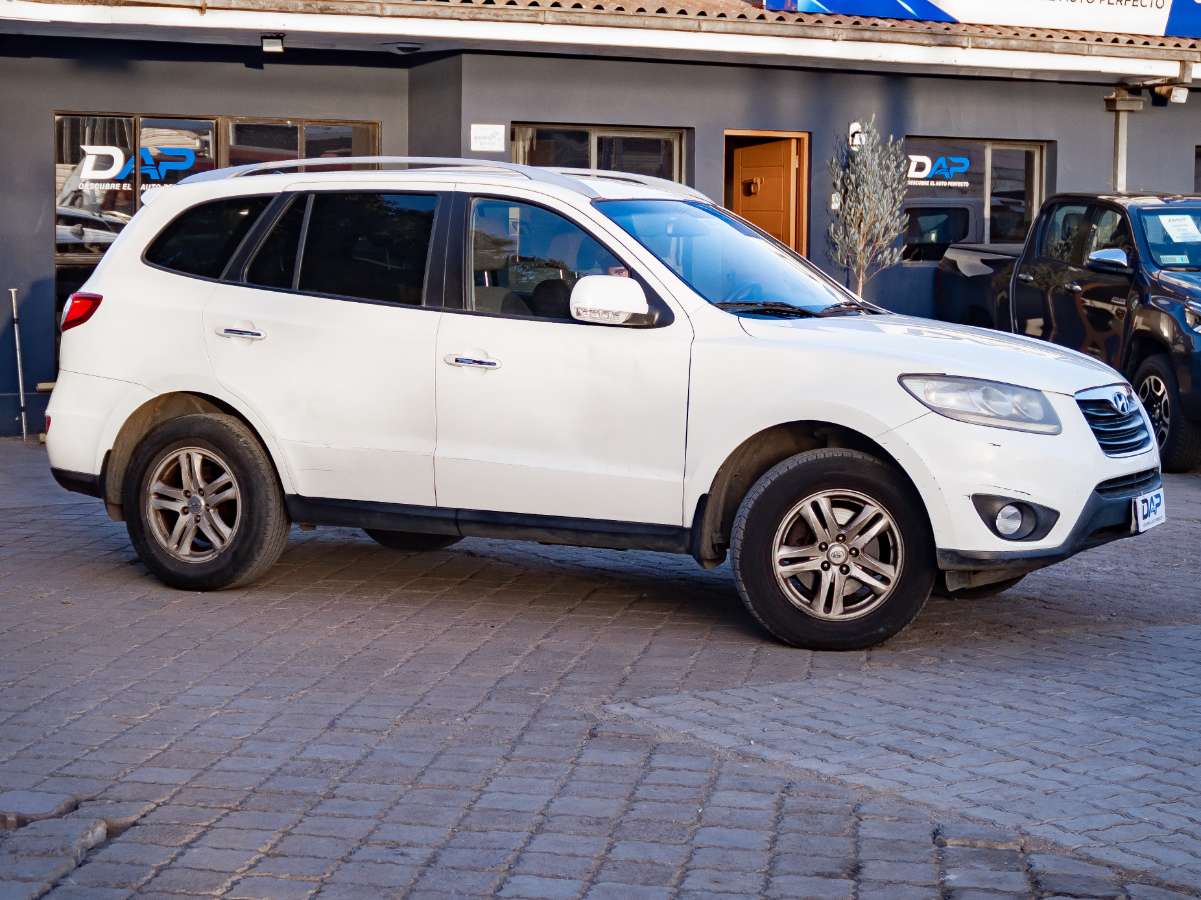 Hyundai SANTA FE 2010 (1/12)