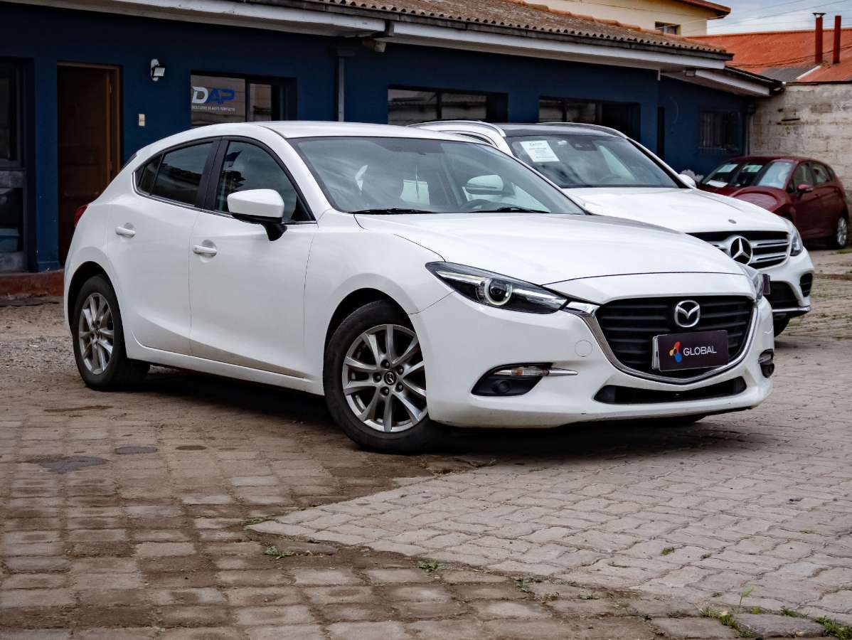 Mazda 3 SPORT 2017 (1/10)